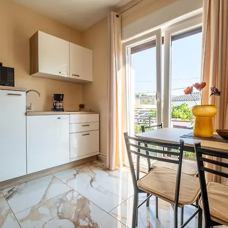 And Premium Relax Guest house